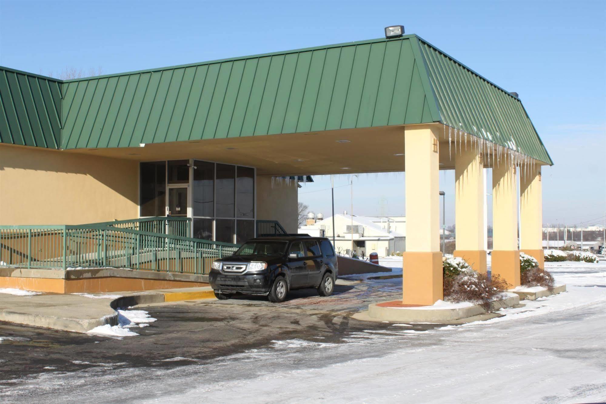 Baymont By Wyndham Florence Cincinnati Εξωτερικό φωτογραφία
