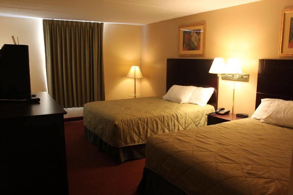Baymont By Wyndham Florence Cincinnati Εξωτερικό φωτογραφία